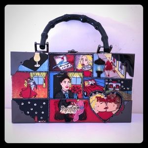 Creative love story Cigar Purse.